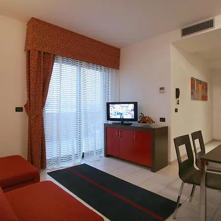 Domus 4* ريميني