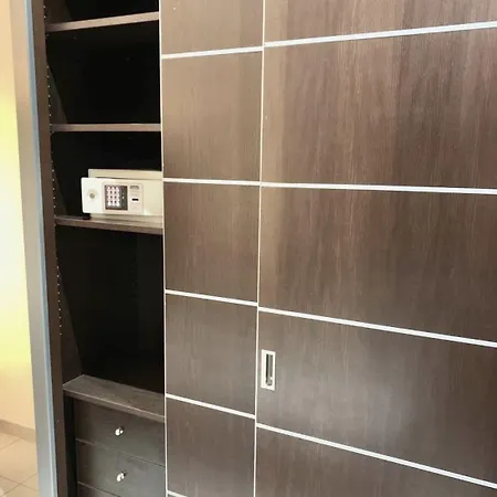 Domus 4* רימיני