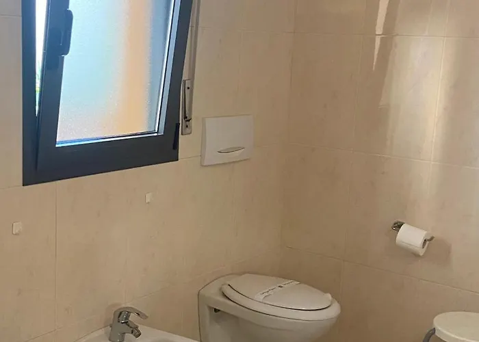 מלון דירות Domus 4*