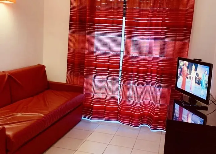 Domus شقة فندقية ريميني